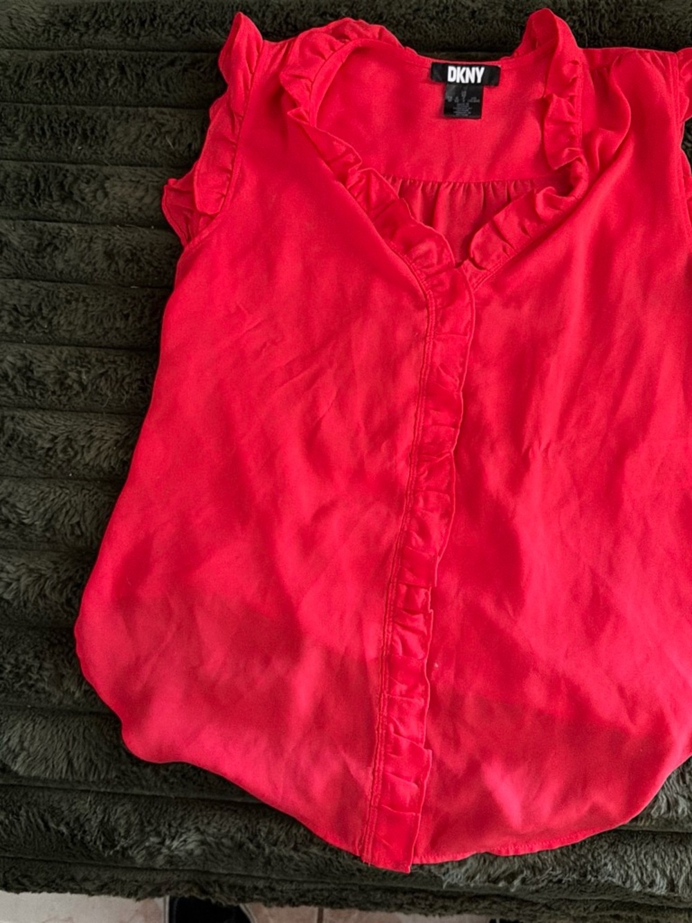 DKNY Bright Pink Ruffle-Trim V-Neck Sleeveless Blouse
